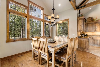 16-Dining Room
