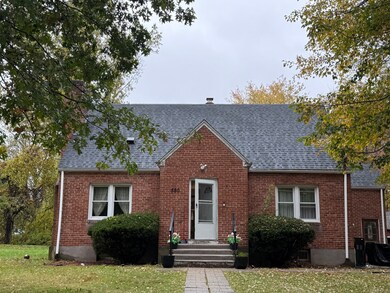 580 W Wolcott Ave, Windsor, CT 06095 - photo 2