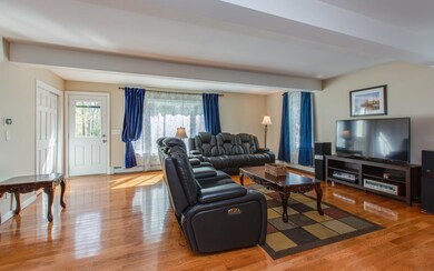 4 Laurel Ln, Amherst, NH 03031 - photo 4