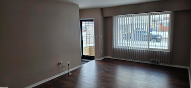 30609 Moulin Ave, Warren, MI 48088 - photo 4