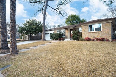 1224 Crestview Dr, Hurst, TX 76053 - photo 2