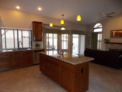 Kitchen - Family Rm