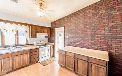 1307 Bennett Dr, Jonesboro, AR 72401 - photo 3