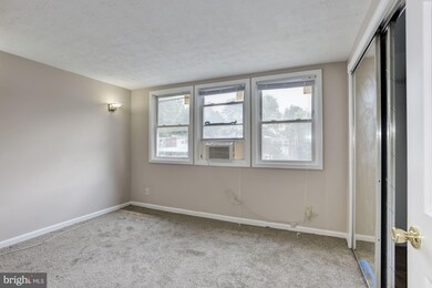 330 Bigley Ave, Halethorpe, MD 21227 - photo 4