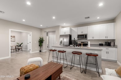 1908 W Lawrence Rd unit 2, Phoenix, AZ 85015 - photo 7