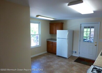 121 New Market Rd unit 2, Dunellen, NJ 08812 - photo 3