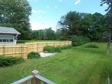 Yard/Garden. A beautiful, mature and...