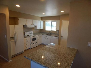 9921 W Peoria Ave, Sun City, AZ 85351 - photo 7