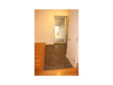Foyer.