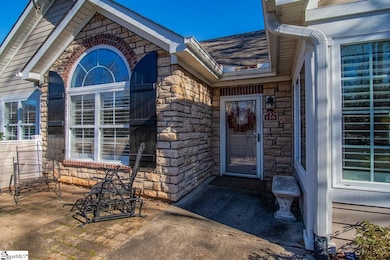 158 Grinders Cir unit 158, Greer, SC 29650 - photo 2