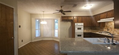 6737 Bartay Dr, North Richland Hills, TX 76182 - photo 6