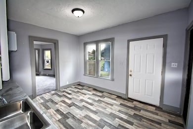 1610 S 10th St, Manitowoc, WI 54220 - photo 6