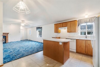 2242 Anadoll Ave, Enumclaw, WA 98022 - photo 6