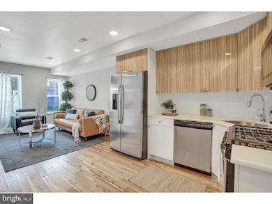 2321 Gerritt St, Philadelphia, PA 19146 - photo 7