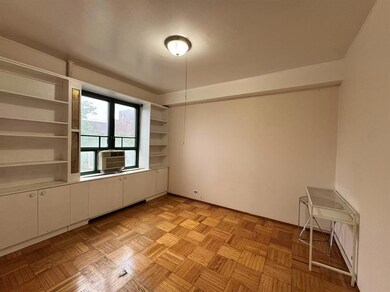 1505 Archer Rd unit 6B, Bronx, NY 10462 - photo 5