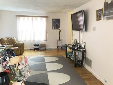 5 Broadlawn Park, Chestnut Hill, MA 02467 - photo 2