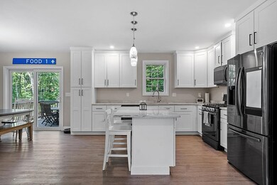 98 Huse Rd, Manchester, NH 03103 - photo 2