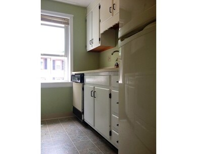 63 Olde Colonial Dr unit 4, Gardner, MA 01440 - photo 3