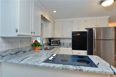 45 Oberlin Dr, Warwick, RI 02886 - photo 6