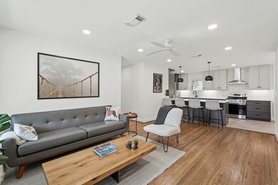 4605 Chrystell Ln, Houston, TX 77092 - photo 2