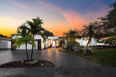 2611 NE 49th St, Lighthouse Point, FL 33064 - photo 3