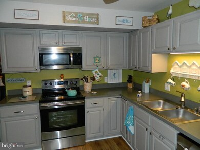 44322 Ivy Stone Ln, California, MD 20619 - photo 7