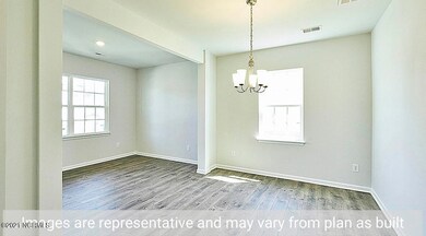 Wilmington_White_Cabinets (3)