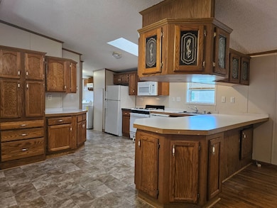 4245 W Jolly Rd unit 197, Lansing, MI 48911 - photo 5