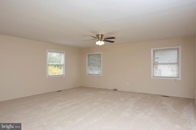 12711 Haskell Ln, Bowie, MD 20716 - photo 5