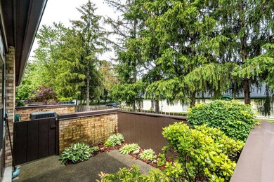 5-25-17 4560 Arlingate Dr 09