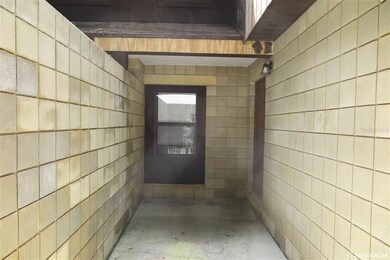 4404 SW 70th Terrace unit B, Gainesville, FL 32608 - photo 2