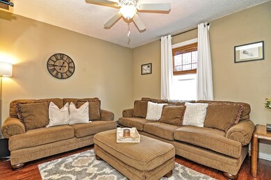 13 Sampson St, South Grafton, MA 01560 - photo 3