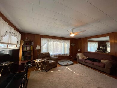 46 Chase St, Claremont, NH 03743 - photo 3