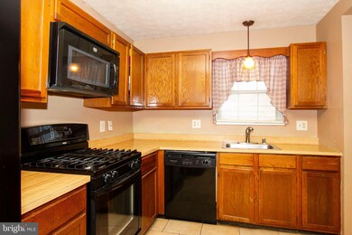 5004 Tartan Hill Rd, Perry Hall, MD 21128 - photo 6