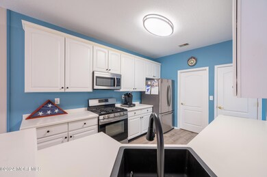 Kitchen 6