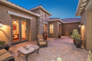 Courtyard to Den