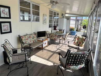 12766 Seminole Blvd unit 19, Largo, FL 33778 - photo 4