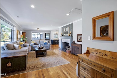 507 W Salisbury St, Pittsboro, NC 27312 - photo 3