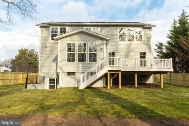 500 Valley Dr SE, Vienna, VA 22180 - photo 2