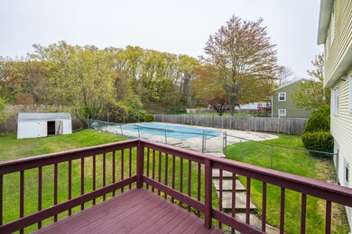 83 Woodburn Dr, Methuen, MA 01844 - photo 4