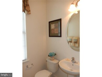 118 Mcmullen Cir, Wilmington, DE 19802 - photo 5