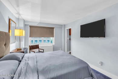 Riverview Towers unit 2G, Red Bank, NJ 07701 - photo 5