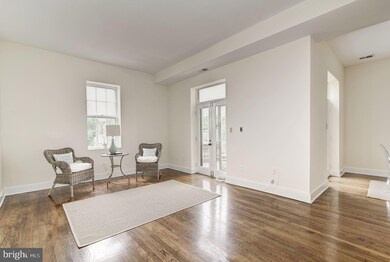 1517 30th St NW unit C32, Washington, DC 20007 - photo 4