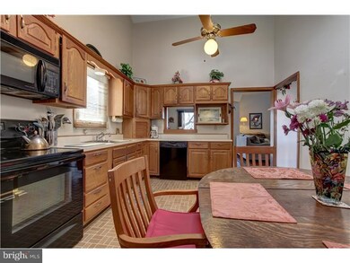 815 Oak Tree Rd, Kennett Square, PA 19348 - photo 4