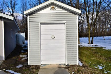 MOTOORCYCLE SHED