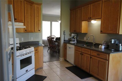 205 2nd St, Des Allemands, LA 70030 - photo 4