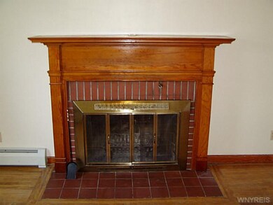 409 E Stenzil St, North Tonawanda, NY 14120 - photo 6