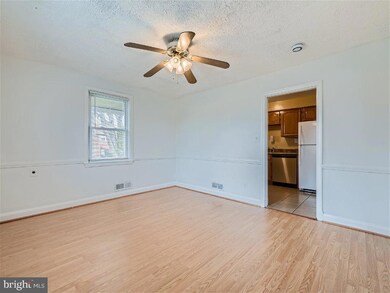 5400 Woodmont Ave, Baltimore, MD 21239 - photo 7