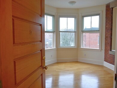 1 High St unit D, Amesbury, MA 01913 - photo 4