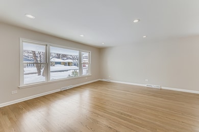 303 S Fernandez Ave, Arlington Heights, IL 60005 - photo 5